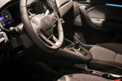 Renault Captur Techno 1.8  E-TECH Full Hybrid