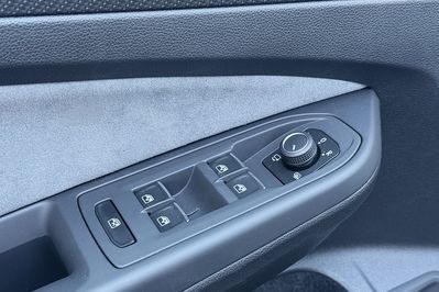 Volkswagen Golf 1.5 Etsi Mhev r-Line Dsg