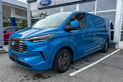Ford Transit Custom 320 L2H1 Limited A8
