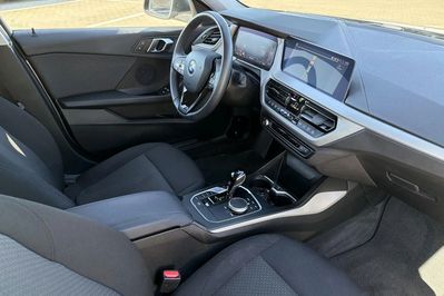 BMW Seria 1 118i Advantage aut