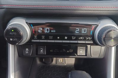 Suzuki Across 2.5 Plug-in Hybrid Elegance 4WD CVT