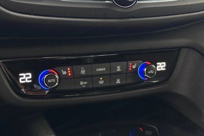 Opel Insignia 2.0 CDTI   Business Elegance 4x4