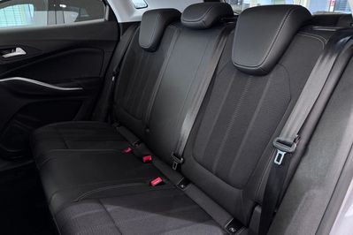 Opel Grandland X 1.2 T Business Elegance S&S
