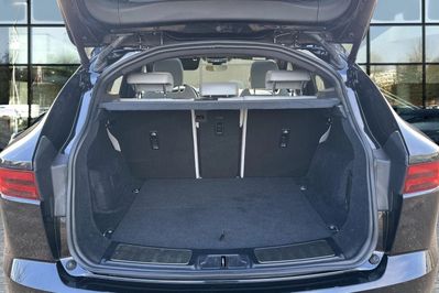 Jaguar E-Pace 2.0 D200 mHEV AWD R-Dynamic S