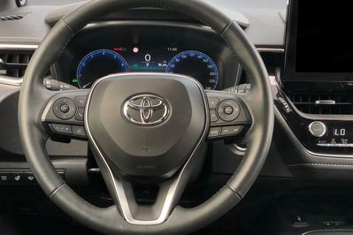 Toyota Corolla Executive 2.0 Hybrid Dynamic Force