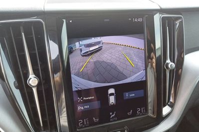 Volvo XC60 B4 D Momentum Pro