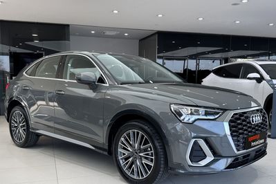 Audi Q3 35 TFSI mHEV S-Line S tronic