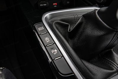 Kia Ceed 1.6 CRDi SCR L