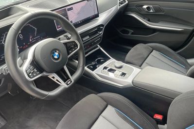 BMW Seria 3 Touring 330d xDrive M Sport