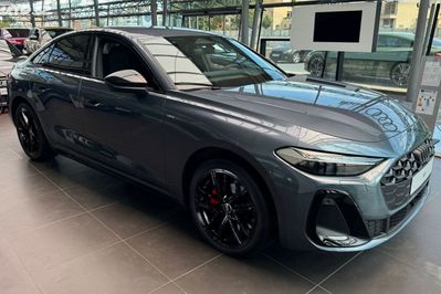 Audi A5 e-Hybrid quattro