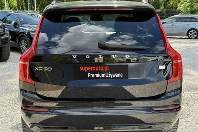 Volvo XC90 T8 AWD Plug-In Hybrid Ultra Dark 7os