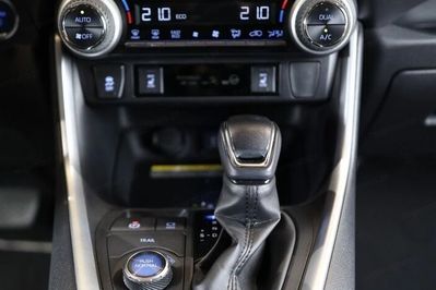 Toyota RAV4 2.5 Hybrid Selection 4x4