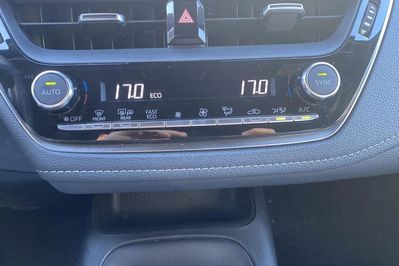 Toyota Corolla 1.8 Hybrid  + LPG Comfort