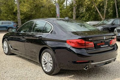 BMW Seria 5 530e iPerformance Luxury Line aut