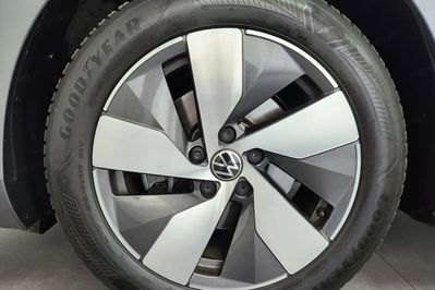 Volkswagen Passat Business Plus 2.0 TDI DSG