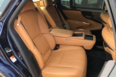 Lexus LS 500h Omotenashi AWD