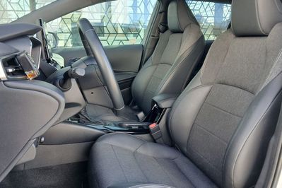 Toyota Corolla 1.8 Hybrid Style