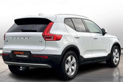 Volvo XC40 T3 Momentum Pro