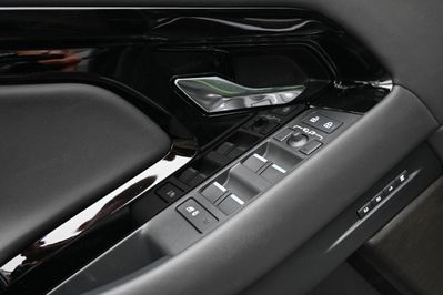 Land Rover Range Rover Evoque D200 Dynamic HSE