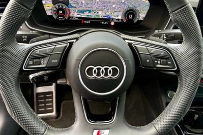 Audi A4 40 TFSI quattro S Line