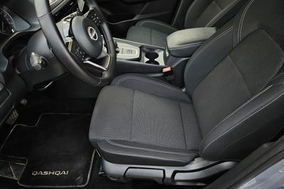 Nissan Qashqai 1.3 DIG-T Acenta Xtronic