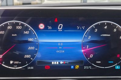Mercedes Klasa C 200 mHEV 4-Matic AMG