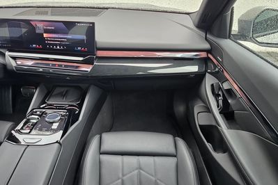 BMW Seria 5 520d xDrive M Sport