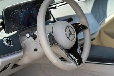 Mercedes Klasa E 220 d  4-Matic Exclusive