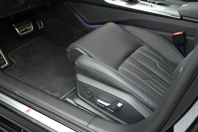 Audi A6 Avant 55 TFSI e quattro S Line