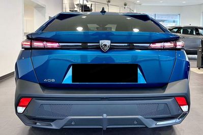 Peugeot 408 Allure e-DCS 1.2 mHEV