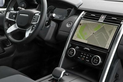 Land Rover Discovery V D250 Dynamic SE