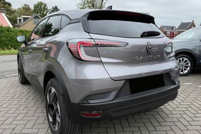 Renault Captur Techno 1.3 TCe mHEV EDC