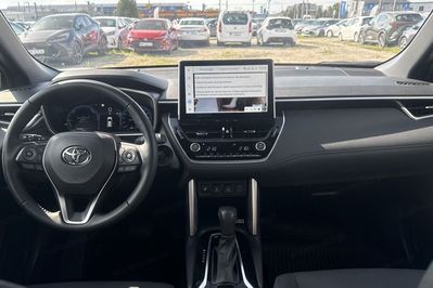 Toyota Corolla Cross Hybrid Style