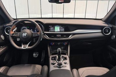 Alfa Romeo Stelvio 2.0 Turbo Intensa Q4