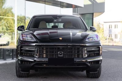 Porsche Cayenne Coupe E-Hybrid