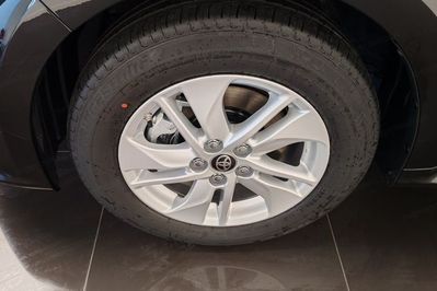 Toyota Yaris Comfort 1.5 Hybrid