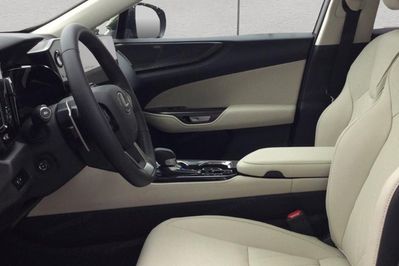 Lexus NX 350h Omotenashi 2.5 Hybrid AWD