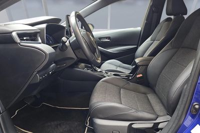 Toyota Corolla 1.8 Hybrid Style