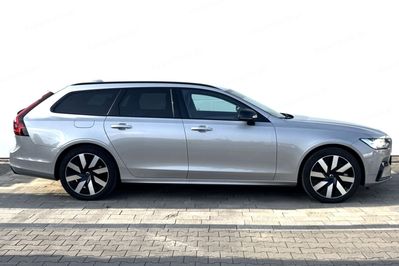 Volvo V90 T6 AWD Plug-In Hybrid Plus Dark aut