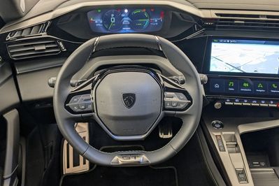 Peugeot 408 GT 1.2 mHEV e-DCS6