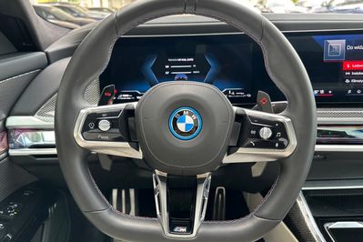 BMW Seria 7 M760e xDrive