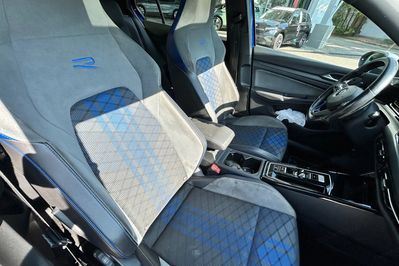 Volkswagen Golf TSI 4Mot. R DSG