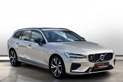 Volvo V60 B4 B Plus Dark
