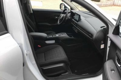 Honda ZR-V Elegance 2.0 i-MMD HEV 2WD CVT