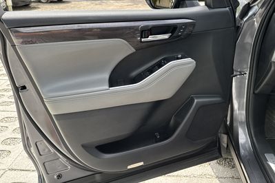 Toyota Highlander Executive 2.5 Hybrid
