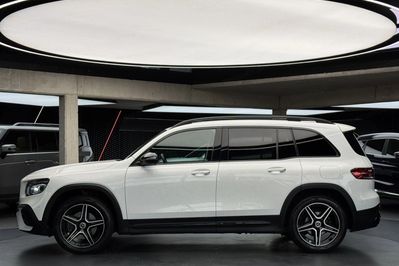 Mercedes GLB 200 AMG Line 7G-DCT
