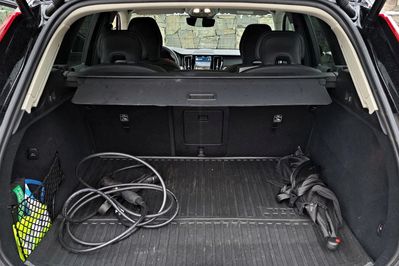 Volvo XC60 T6 Plug-In Hybrid AWD Plus Dark