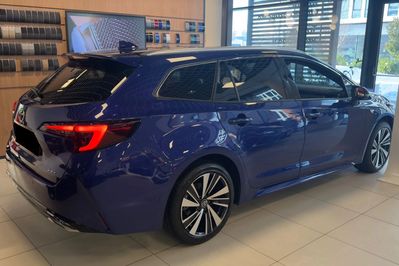 Toyota Corolla Style 2.0 Hybrid Dynamic Force