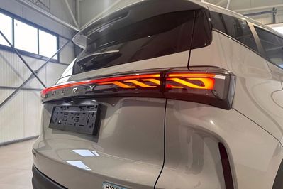 Chery Tiggo 4 Prestige 1.5 T-GDI HEV DHT