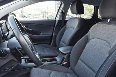 Hyundai i30 1.5 T-GDI Smart DCT